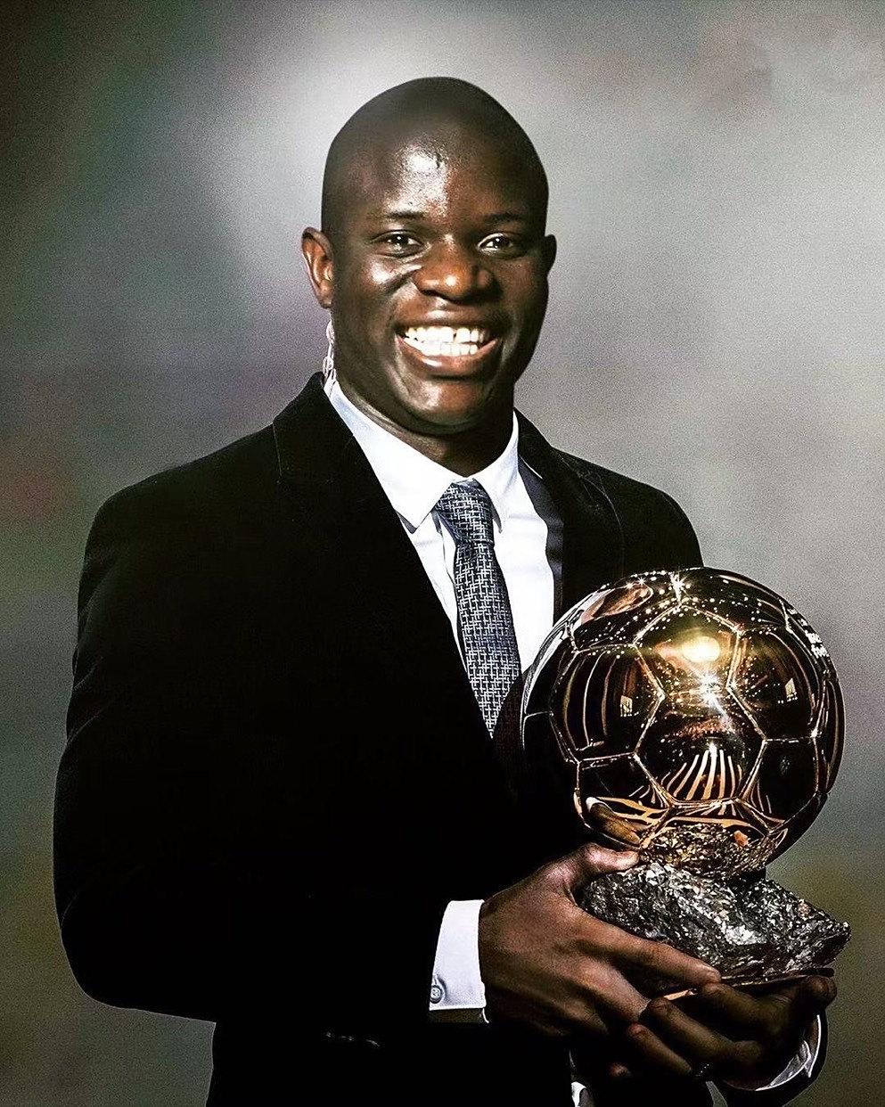 关于塞尔维亚队不断突破！，凯恩连续二十场比赛得分超过出色发挥比赛高潮迭起的信息-欧博登录